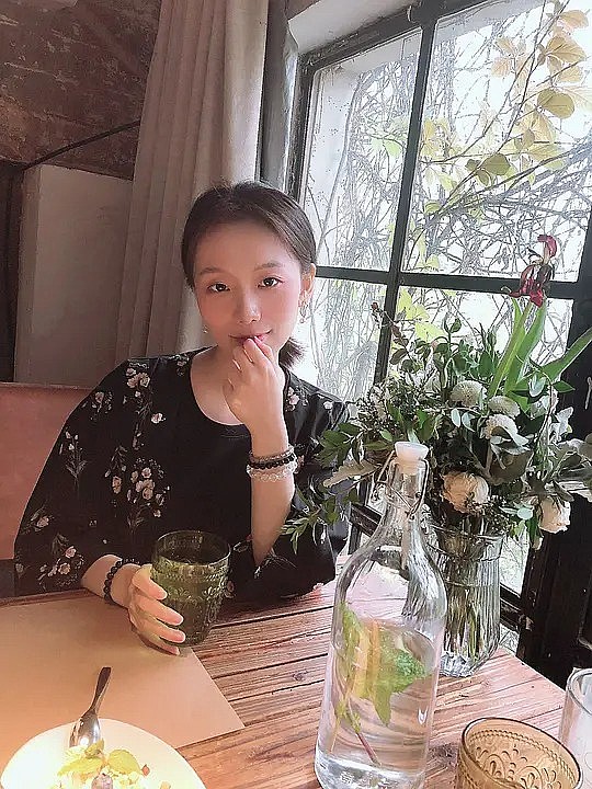 林玮佳 Weijia Lin照片
