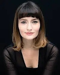 罗瑞·帕尔弗里 Lowri Palfrey照片