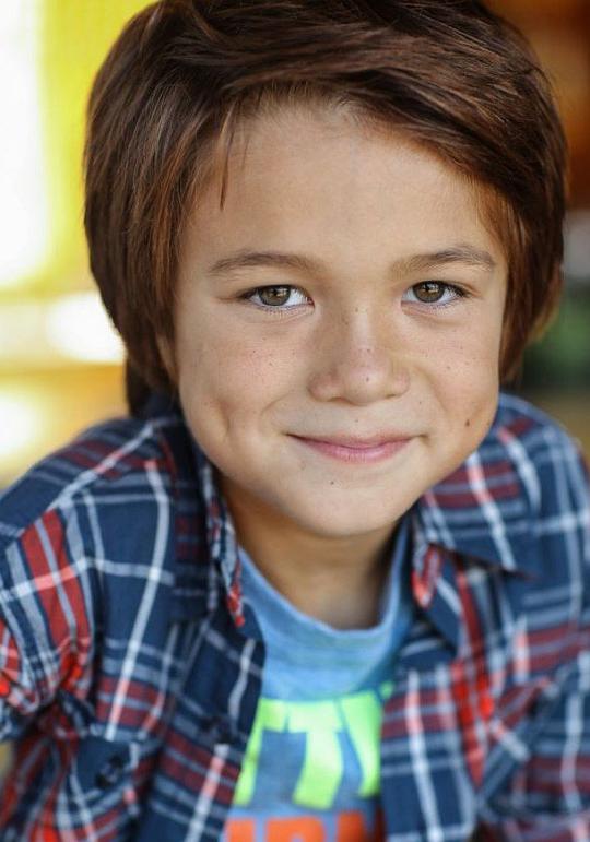 埃兹拉·杜威 Ezra Dewey照片