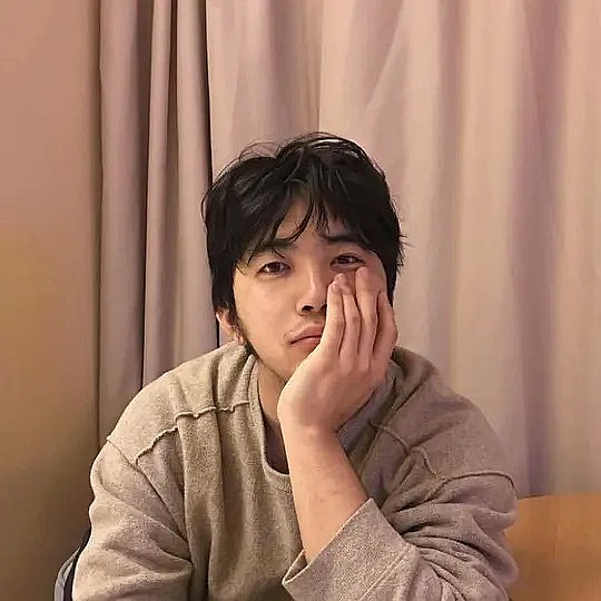 刘峰 Feng Liu照片