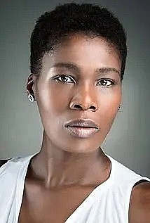 阿柏娜·艾弗 Abena Ayivor照片