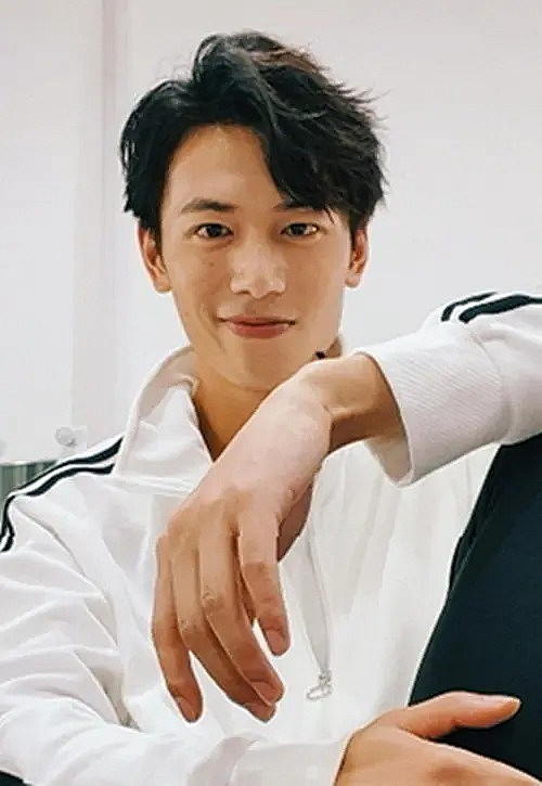 李星 Xing Li照片