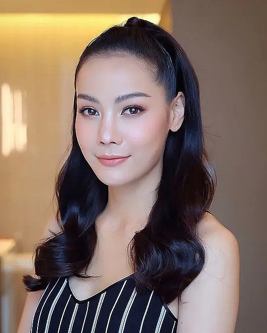 坦雅甘·泰纳基塔娜浓 Thanyakan Thanakitananon照片