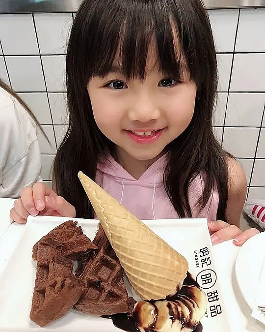 黄雪儿 Nicole Wong照片
