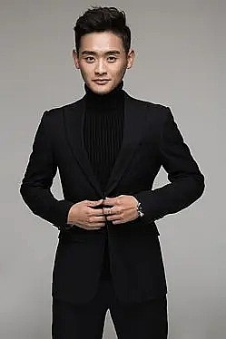 于天奇 Tianqi Yu照片