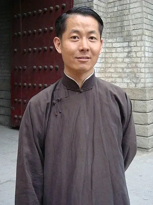 高安艺 Anyi Gao照片