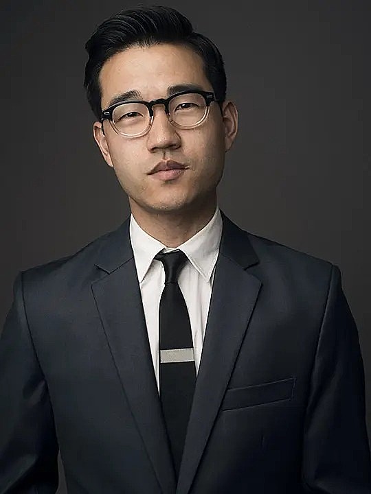 丹尼尔·艾萨克 Daniel K. Isaac照片