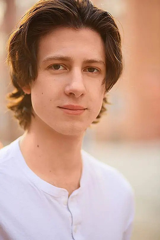 塞缪尔·法恩斯沃思 Samuel Farnsworth照片