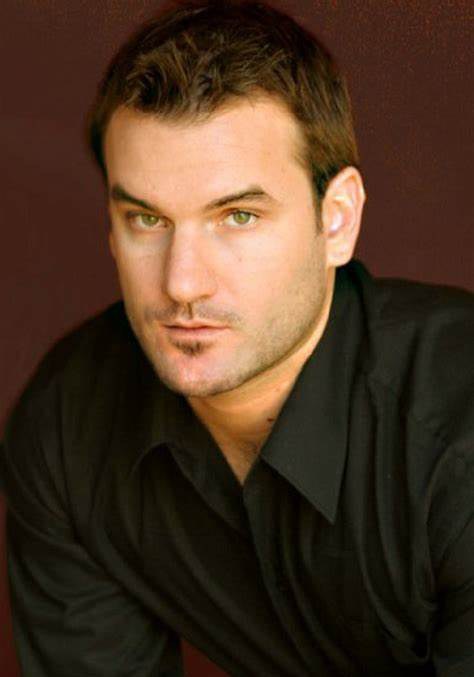 布莱恩·施塔普夫 Brian Stapf照片