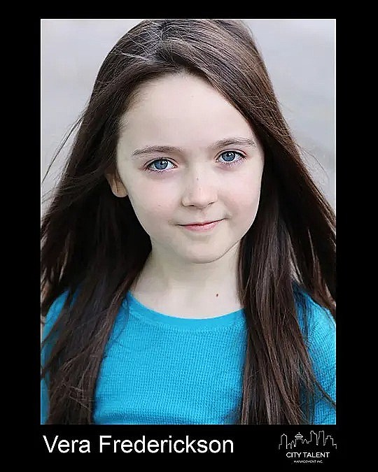 维拉·弗雷德里克森 Vera Frederickson照片