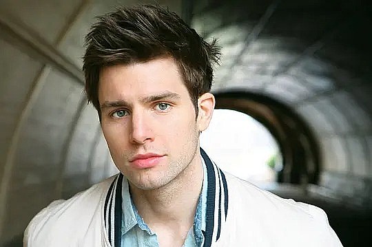 克里斯·康罗伊 Chris Conroy照片