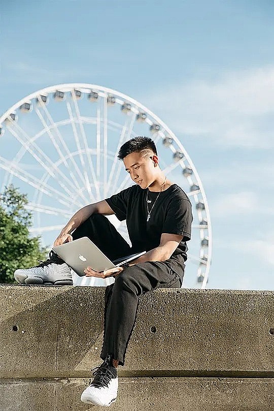 罗堃煜 Kenan Luo照片