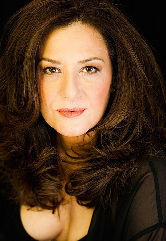 贝蒂拉·达马斯 Bertila Damas照片