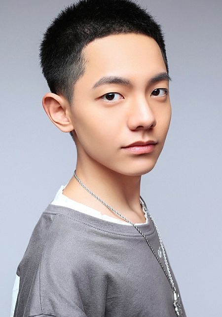 吕梓航 Zihang Lü照片