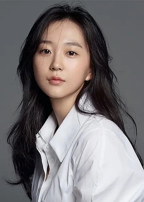 杨正妍 Jeong-yeon Yang照片