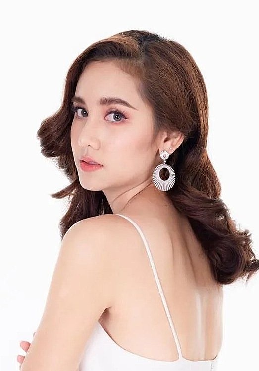 娜彩亚·蒙尼米特 Donat Natchaya Mungnimit照片