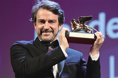 洛伦佐·维加斯 Lorenzo Vigas照片