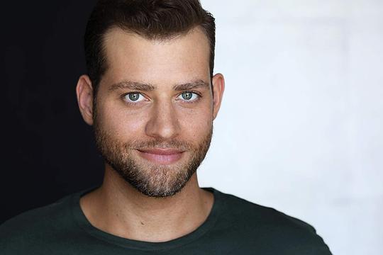 丹尼尔·罗贝尔 Daniel Robaire照片