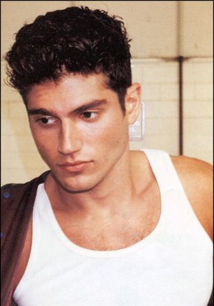 安德鲁·莱维塔斯 Andrew Levitas照片