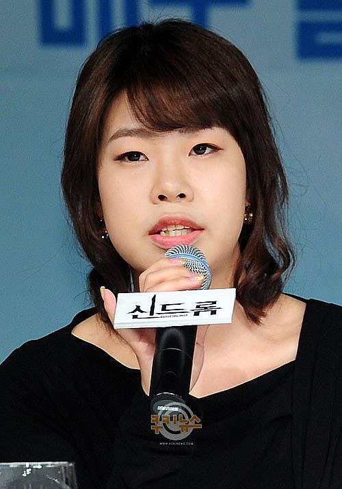 金率智 Kim Sol Ji照片