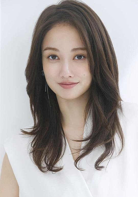 谷玛丽亚 Maria Tani照片