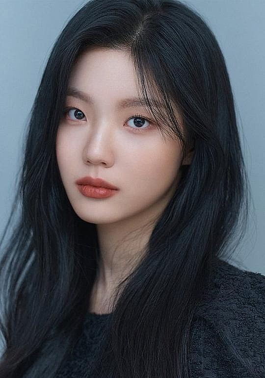 金艺智 Kim Ye Ji照片