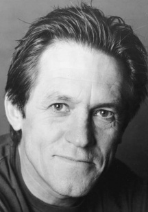 迈尔斯·安德森 Miles Anderson照片