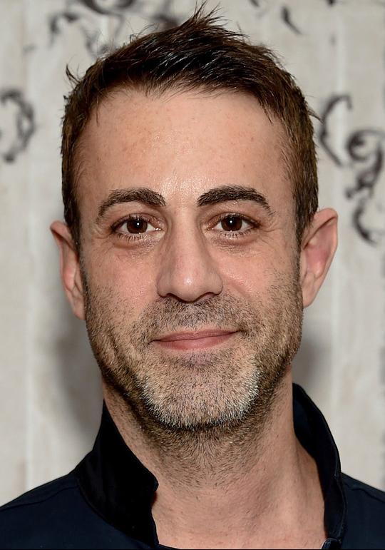 马修·欧根斯 Matthew Ogens照片