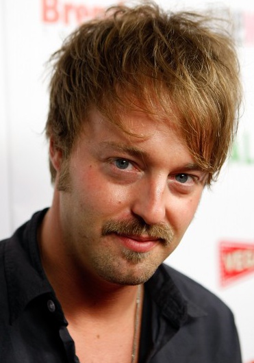 乔舒华·莱纳德 Joshua Leonard照片