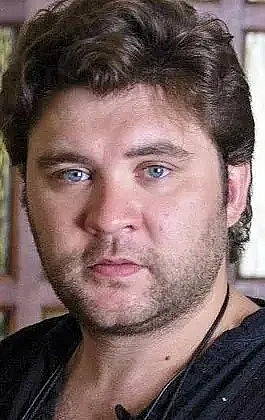 列昂尼德·普利亚斯金 Leonid Plyaskin照片