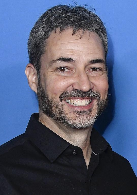 布莱恩·安德鲁斯 Bryan Andrews照片