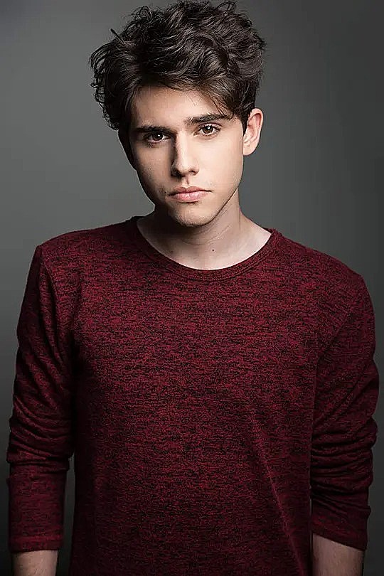 莱斯·马修·邦德 Rhys Matthew Bond照片