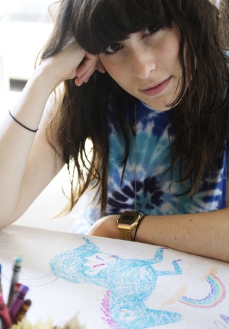 朱丽亚·波特 Julia Pott照片