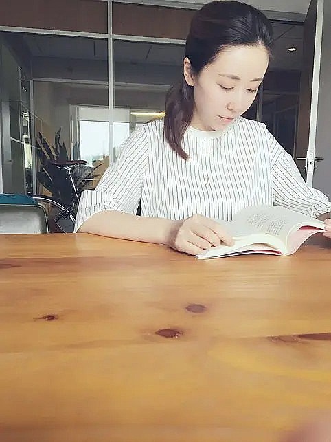 彭晓佼 Lana Peng照片
