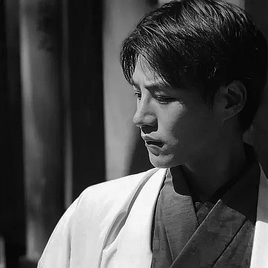 张书弘 Shuhong Zhang照片