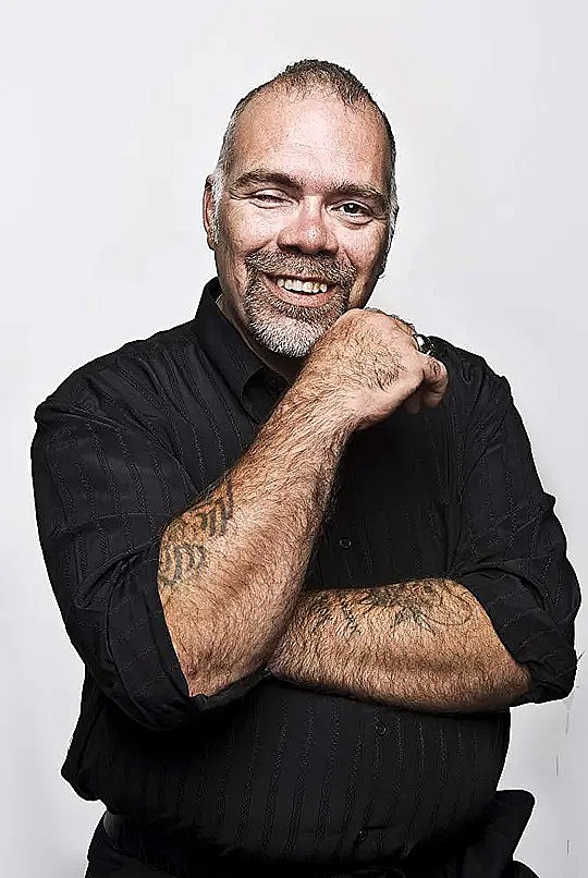 达拉斯·巴内特 Dallas Barnett照片