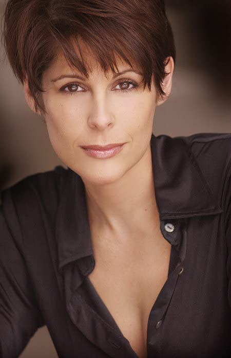 吉吉·埃内塔 GiGi Erneta照片