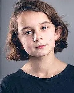 伊娃·普雷内尔 Eve Prenelle照片