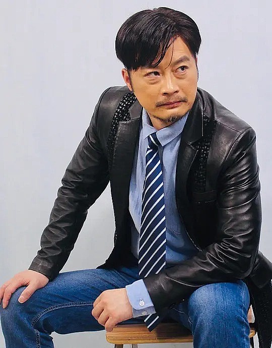 黄世亮 Shiliang Huang照片