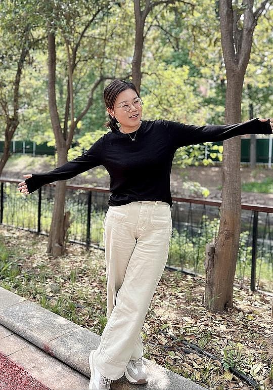 叶静 Jing Ye照片