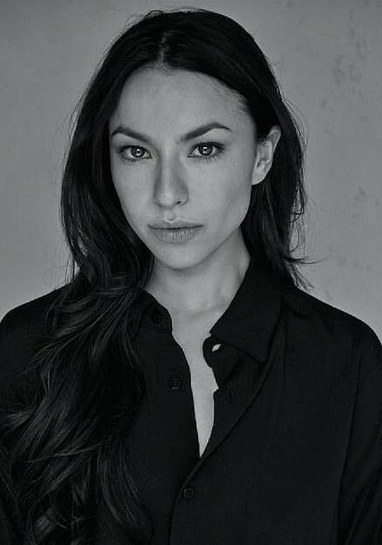 安东尼娅·吉森 Antonia Giesen照片