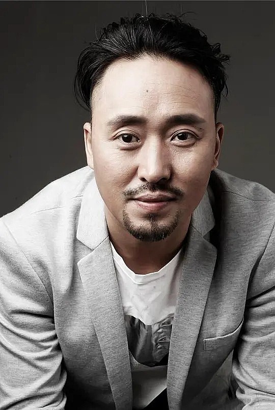陈九涵 Jiuhan Chen照片