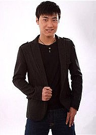 张雍照片