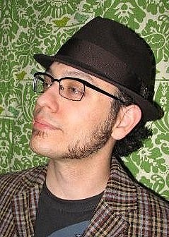 埃迪·特里格罗斯 Eddie Trigueros照片