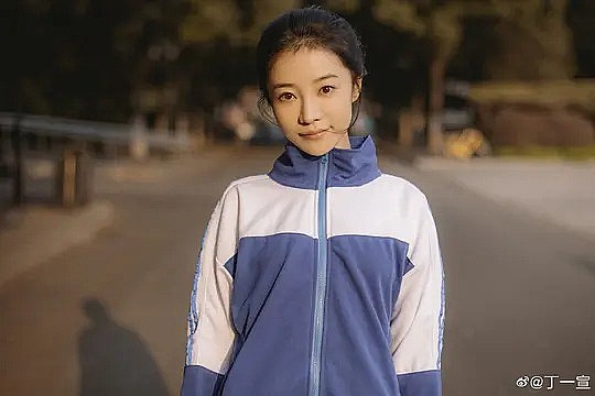 丁一宣 Yixuan Ding照片