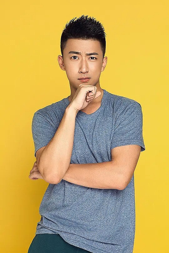 王奕然 Yiran Wang照片