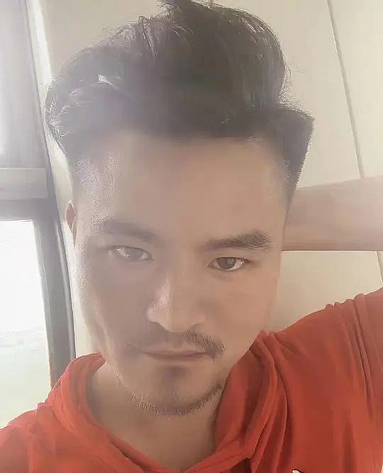 潘双宾 Shuangbin Pan照片