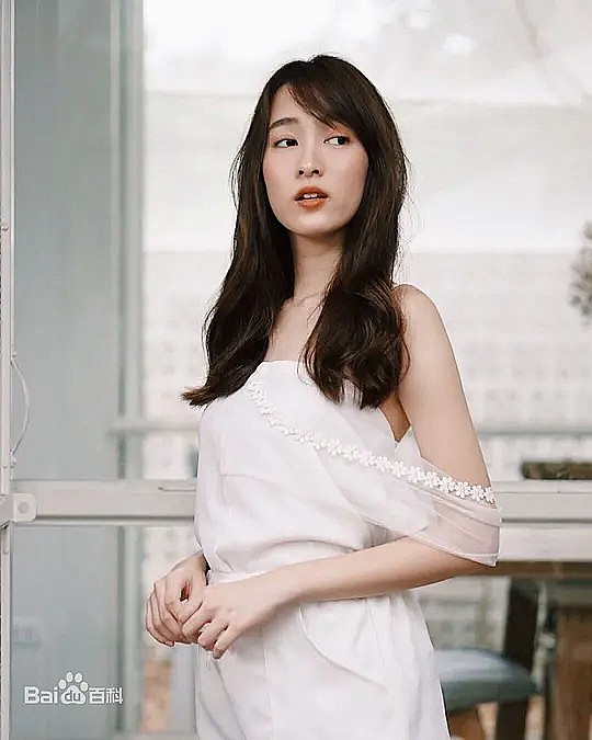 帕泽功·布莎娜瓦迪 Phatrakorn Bussarakwadee照片