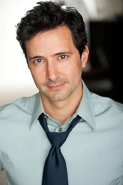 里斯·里奥斯 Reece Rios照片