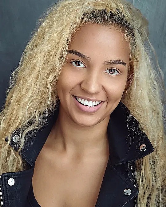 皮娅·哈根 Pia Hagen照片